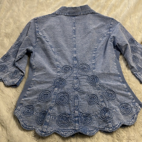 Denim button up top - Picture 8 of 9